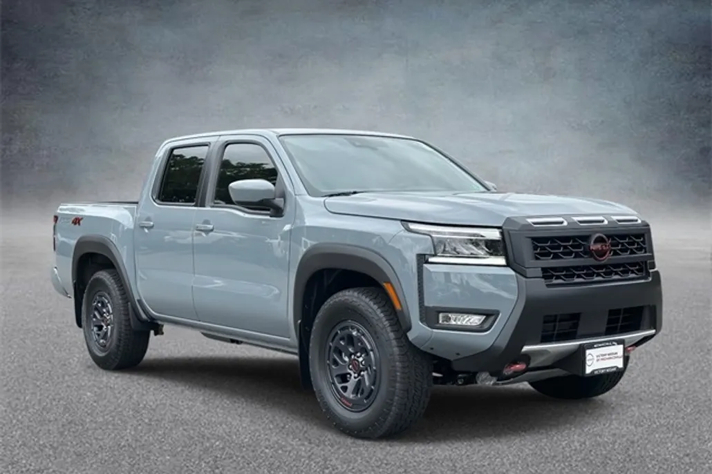 2025 Nissan Frontier PRO-4X photo 1