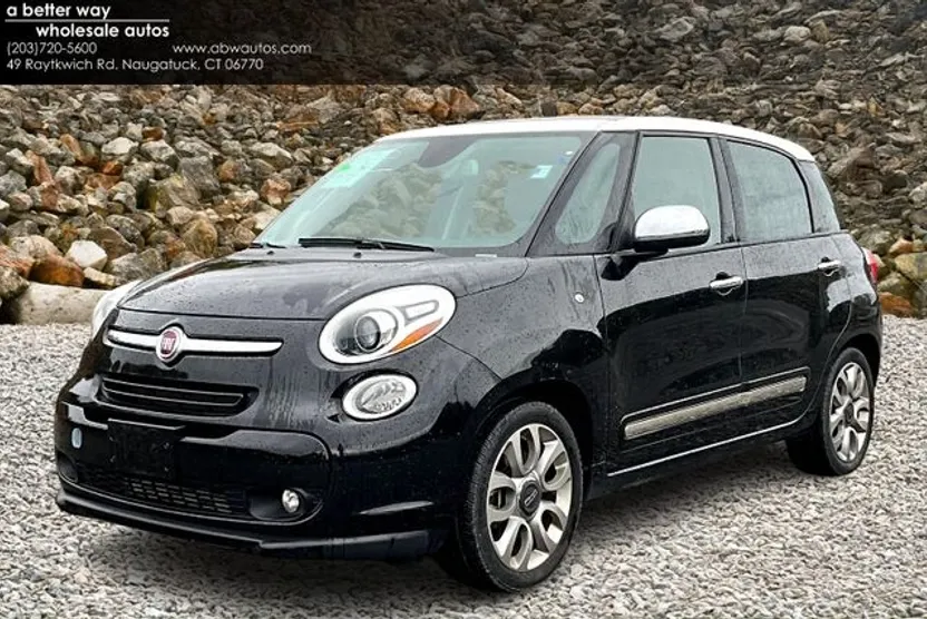 2014 Fiat 500L Lounge photo 1