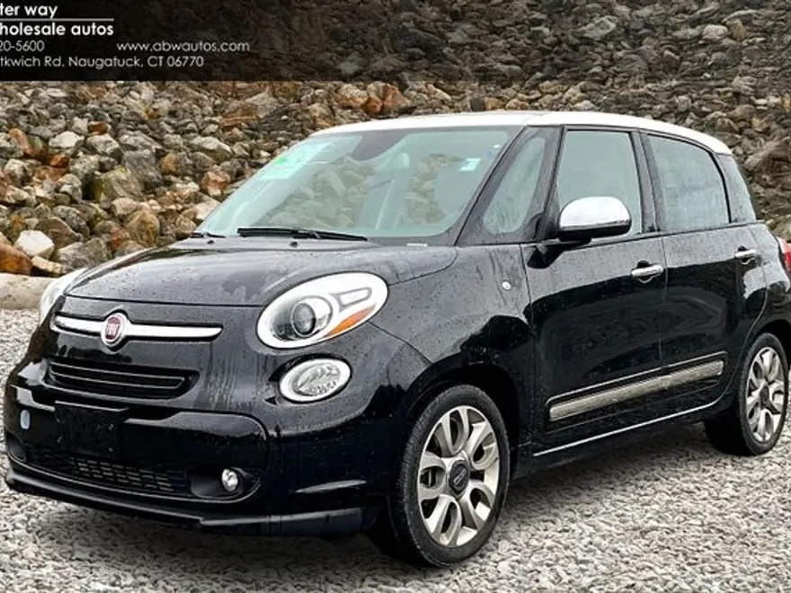 2014 Fiat 500L Lounge photo 1