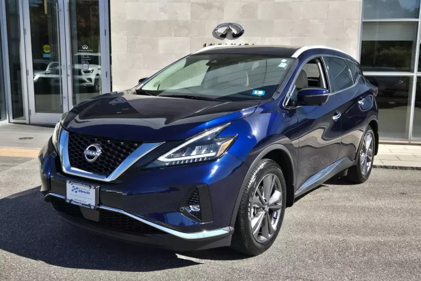 2023 Nissan Murano Platinum photo 1