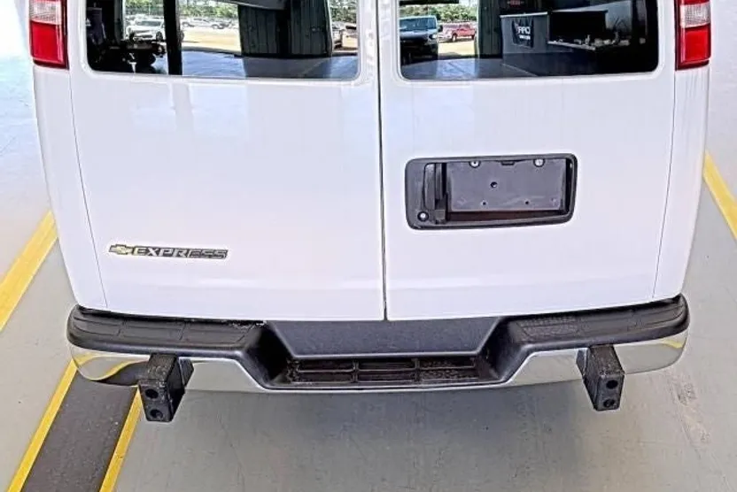 2023 Chevrolet Express 2500 Work Van Cargo photo 1