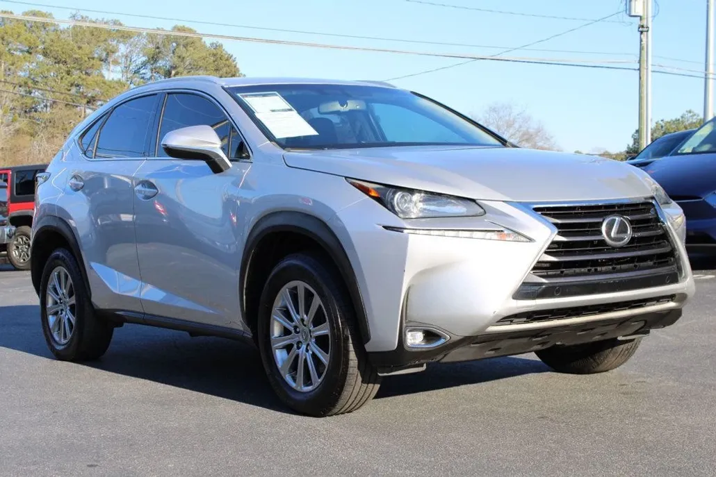 2016 Lexus NX 200t Luxury photo 1