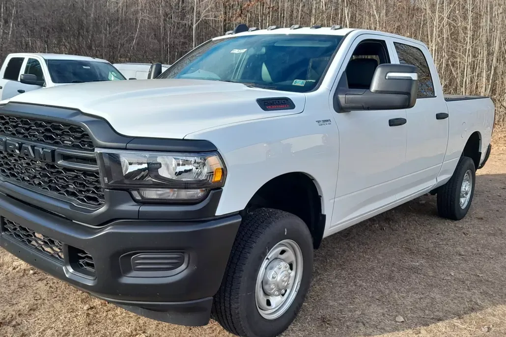 2023 Ram 2500 Tradesman photo 1
