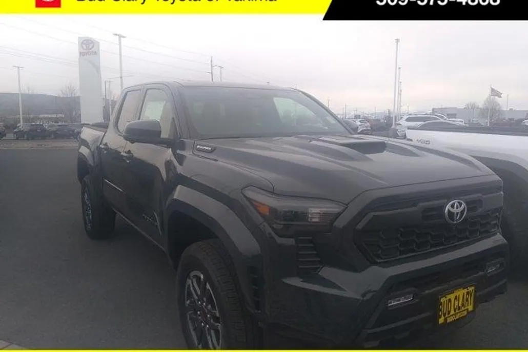 2024 Toyota Tacoma TRD Sport photo 1