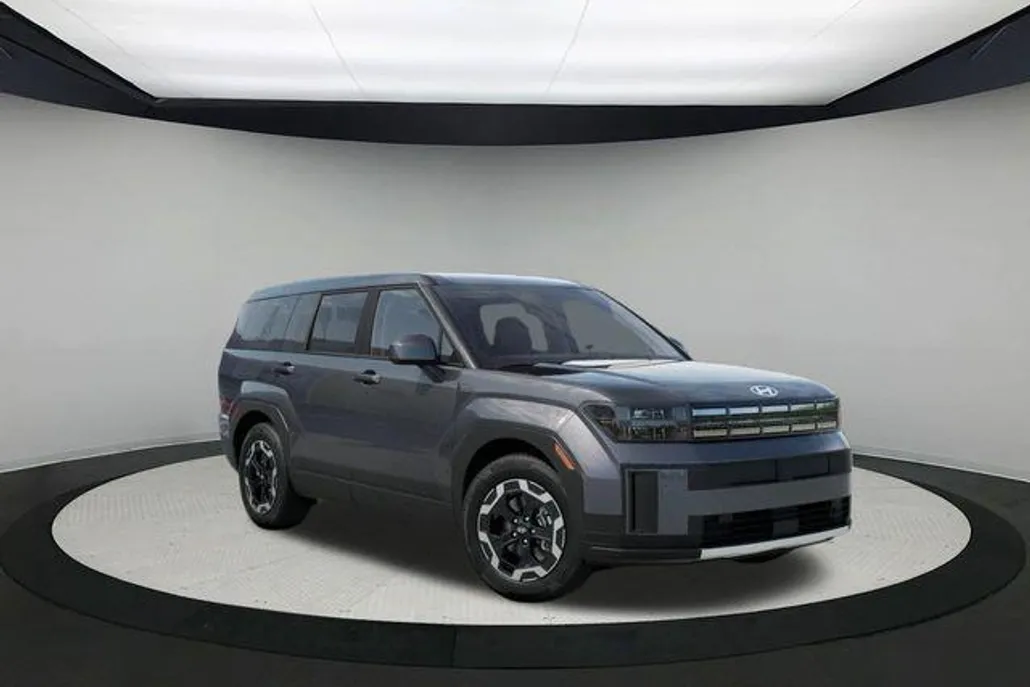 2026 Hyundai Santa Fe SE photo 1