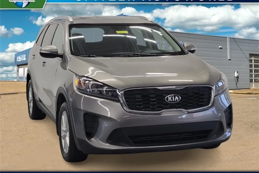 2019 Kia Sorento LX photo 1
