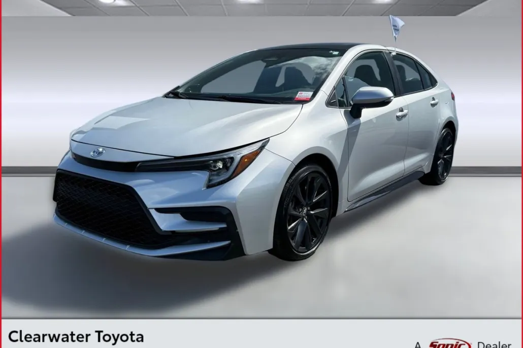 2023 Toyota Corolla XSE photo 1