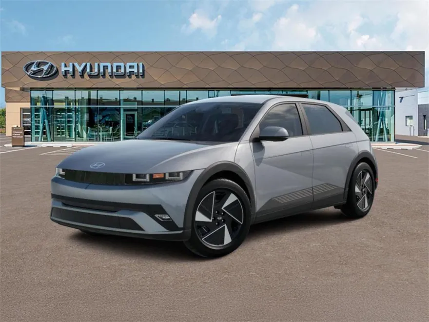 2025 Hyundai Ioniq 5 SE photo 1