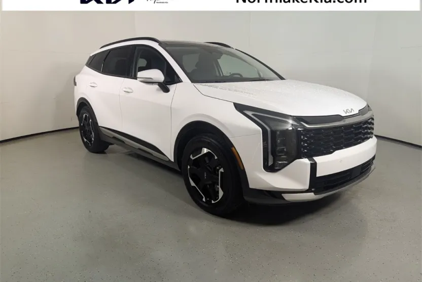 2026 Kia Sportage SX photo 1