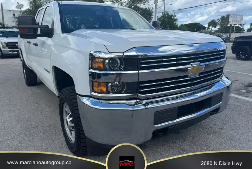 2018 Chevrolet Silverado Work Truck LS Base photo 1