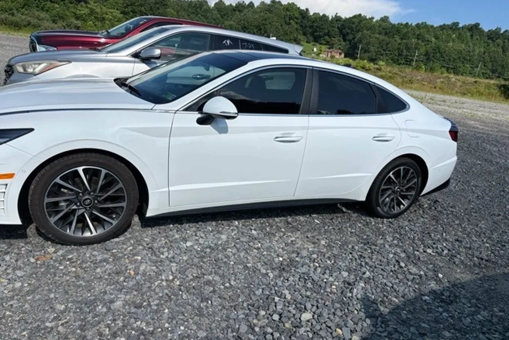 2023 Hyundai Sonata Limited photo 1