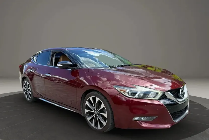 2016 Nissan Maxima SR photo 1