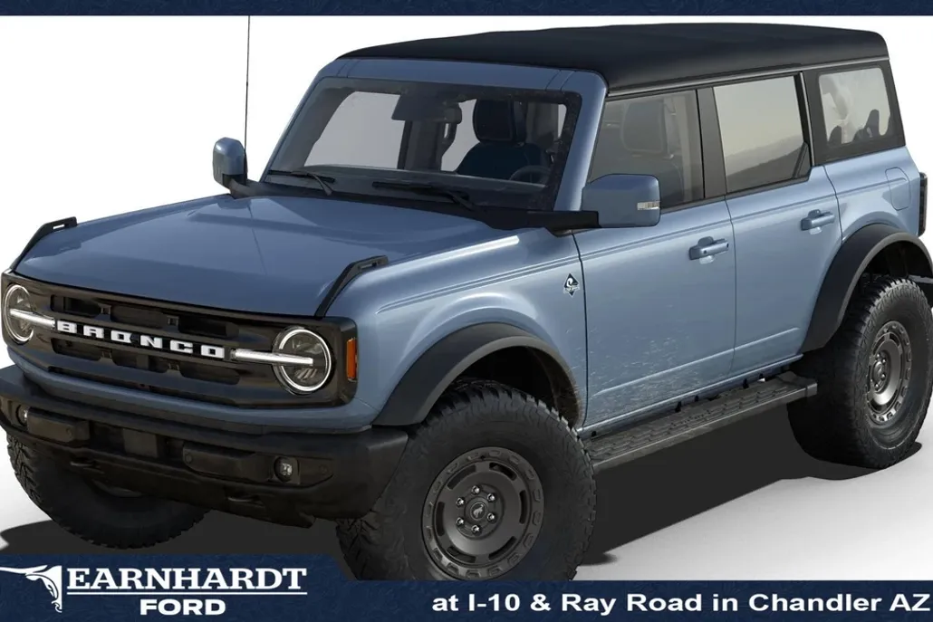 2025 Ford Bronco Outer Banks photo 1