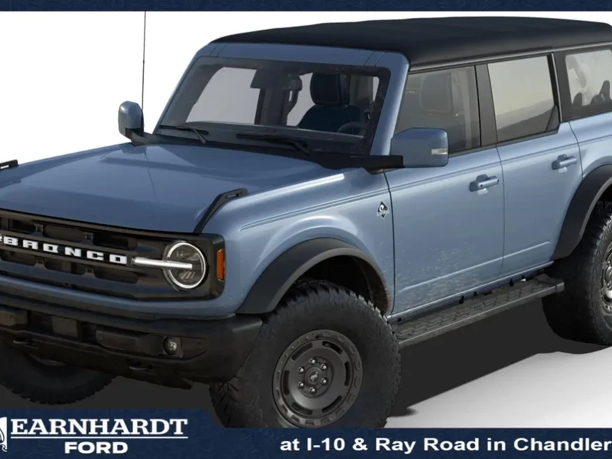 2025 Ford Bronco Outer Banks photo 1
