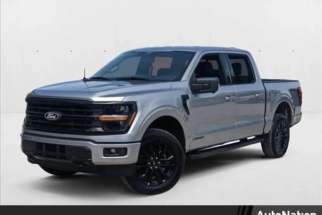 2025 Ford F-150 XLT photo 1