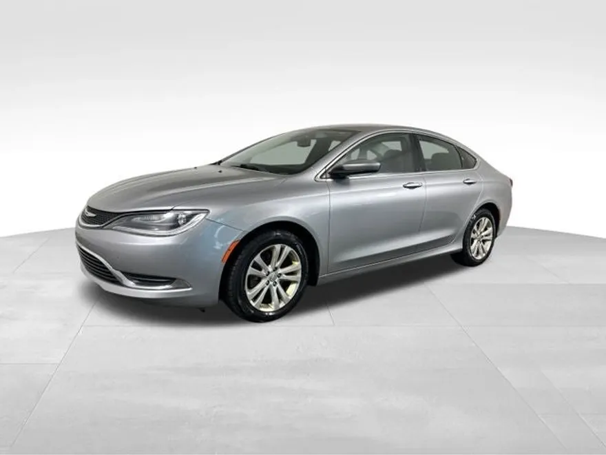 2015 Chrysler 200 Limited photo 1