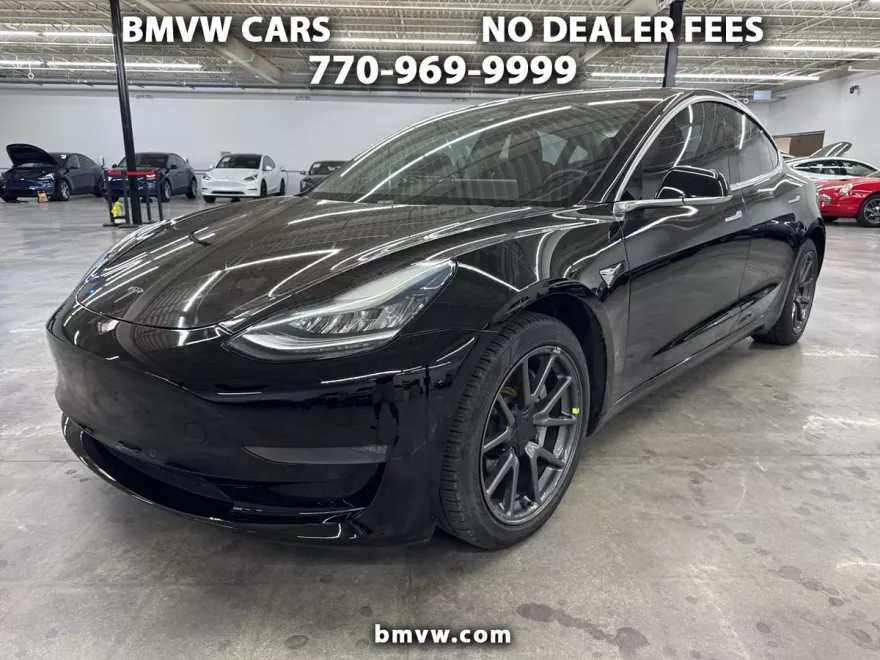 2019 Tesla Model 3 Standard Range Plus photo 1