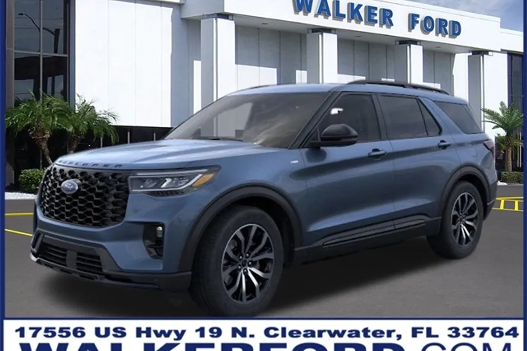 2025 Ford Explorer ST-Line photo 1