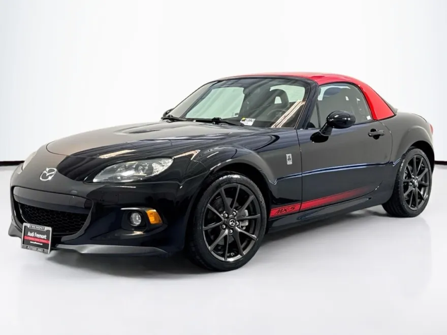 2015 Mazda MX-5 Miata Touring GS photo 1