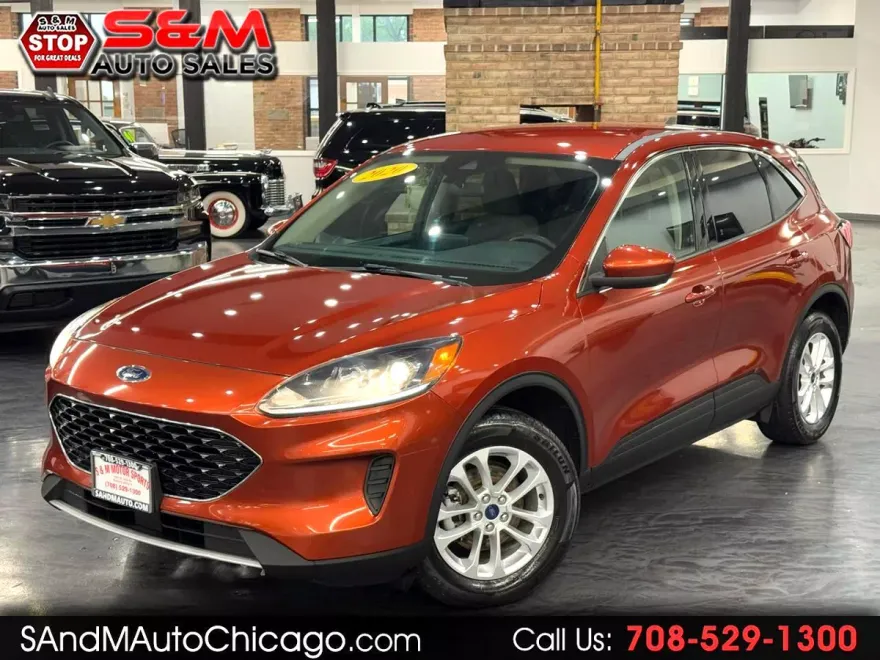 2020 Ford Escape SE photo 1