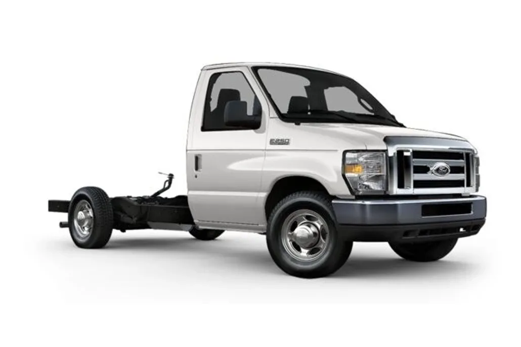2010 Ford E-350 Base photo 1