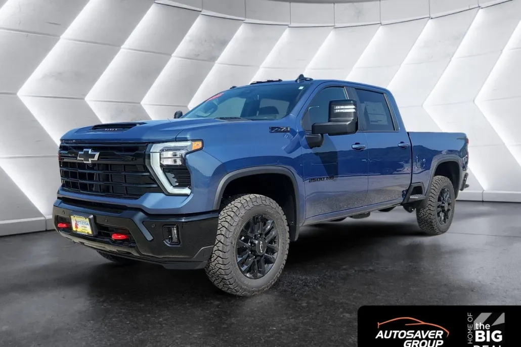 2025 Chevrolet Silverado 2500HD LT photo 1