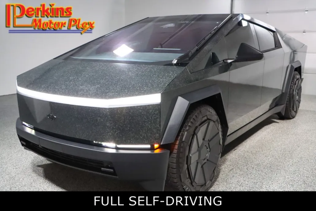 2024 Tesla Cybertruck Cyberbeast All-Wheel Drive photo 1