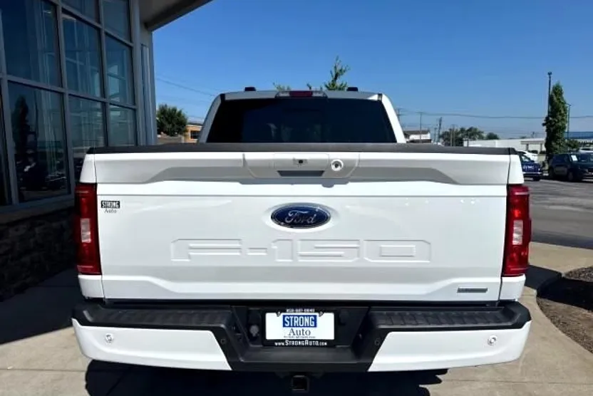 2022 Ford F-150 XLT photo 1