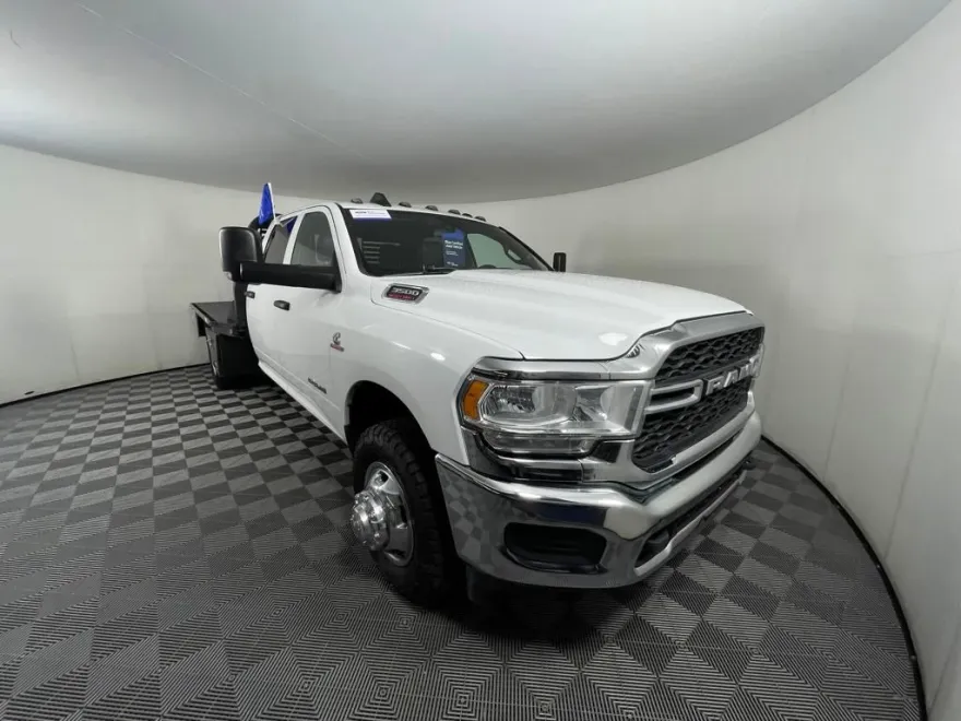 2022 Ram 3500 Tradesman photo 1