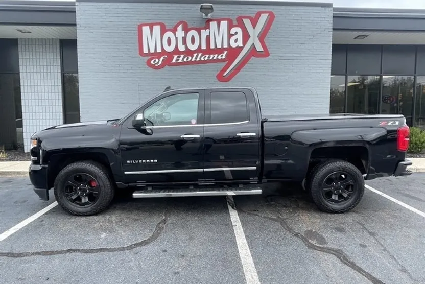 2018 Chevrolet Silverado 1500 LTZ Z71 photo 1