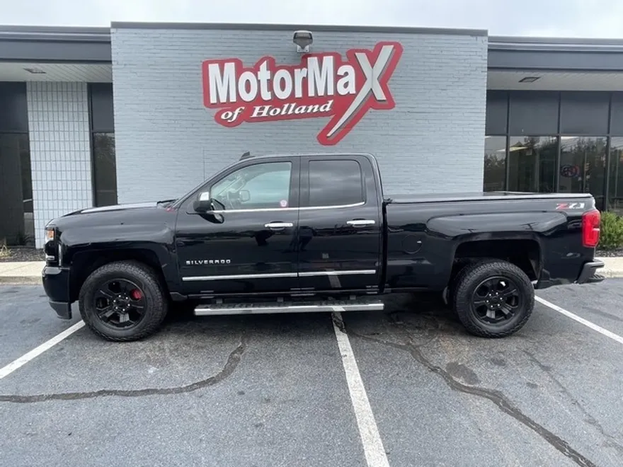 2018 Chevrolet Silverado 1500 LTZ Z71 photo 1