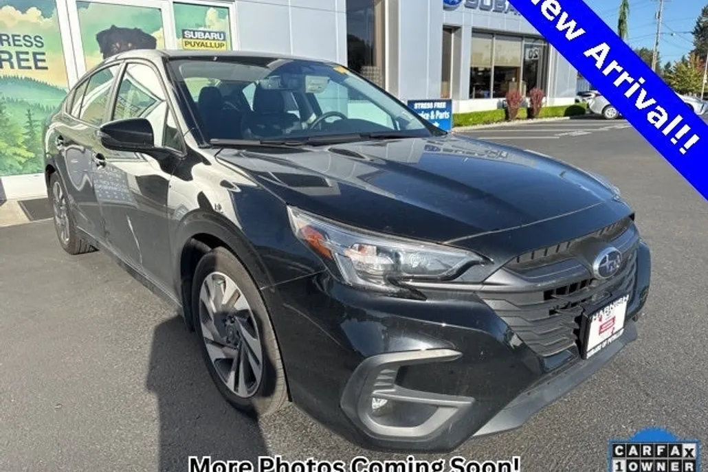 2023 Subaru Legacy Limited photo 1