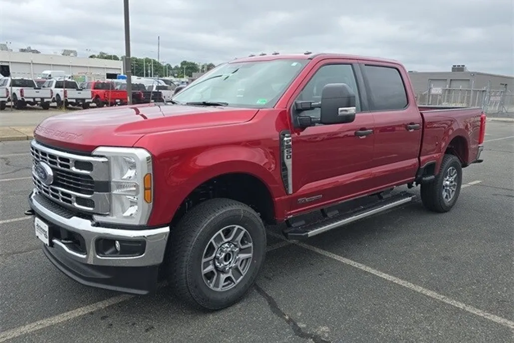 2025 Ford F-250 XLT photo 1