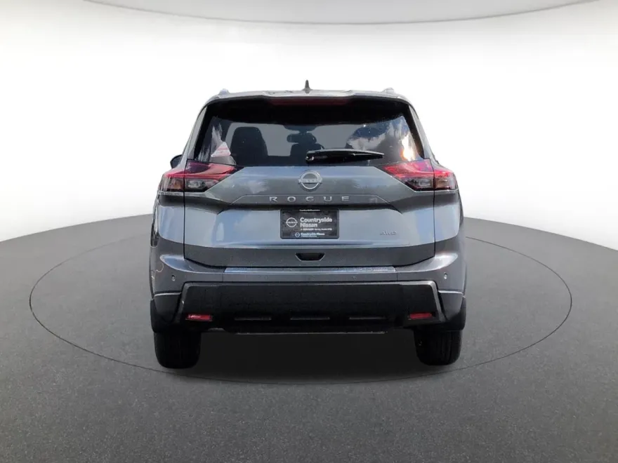 2026 Nissan Rogue SV photo 1