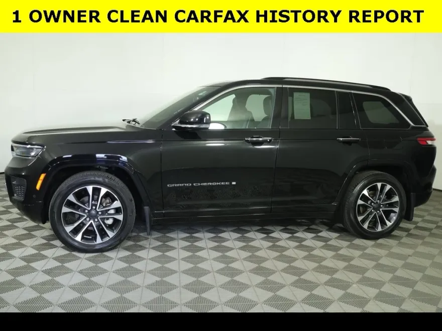 2022 Jeep Grand Cherokee Overland photo 1