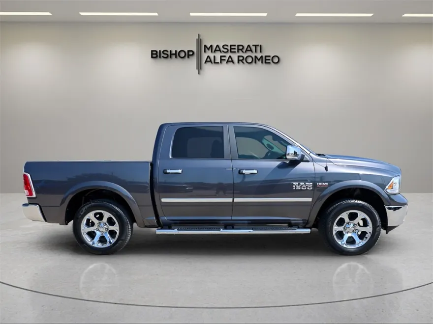 2017 Ram 1500 Laramie photo 1