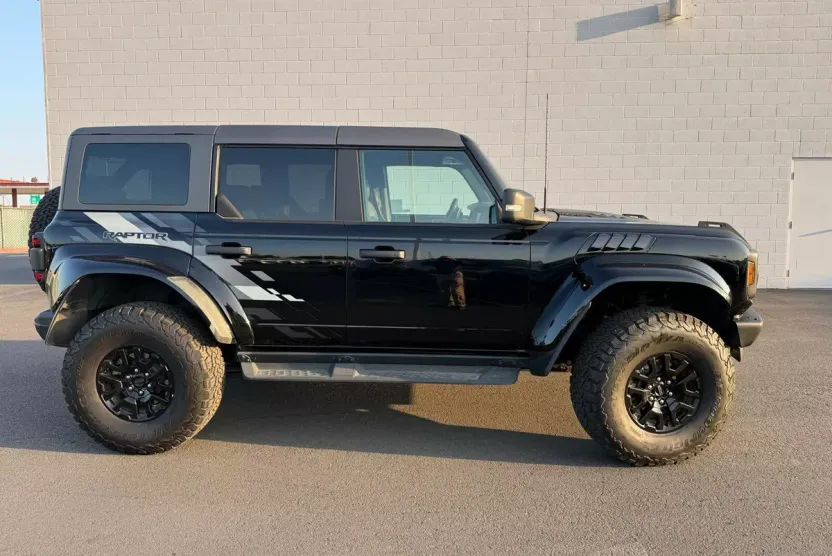 2024 Ford Bronco Raptor photo 1