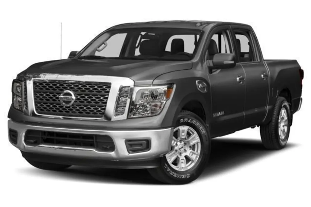 2018 Nissan Titan SV photo 1