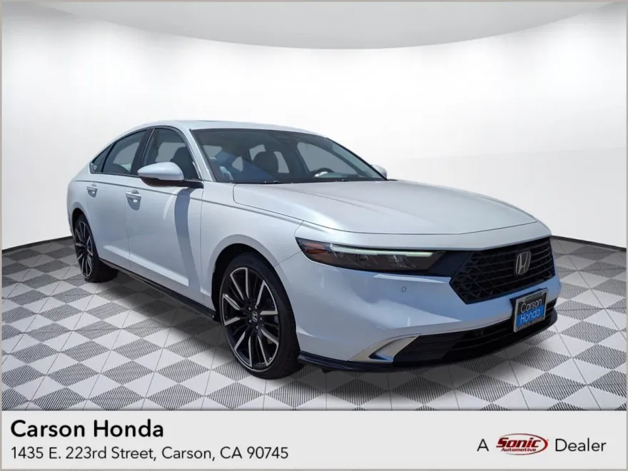 2025 Honda Accord Hybrid Touring photo 1