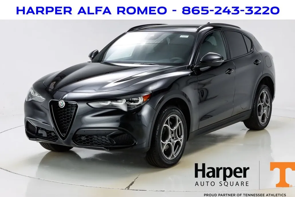 2025 Alfa Romeo Stelvio Sprint photo 1