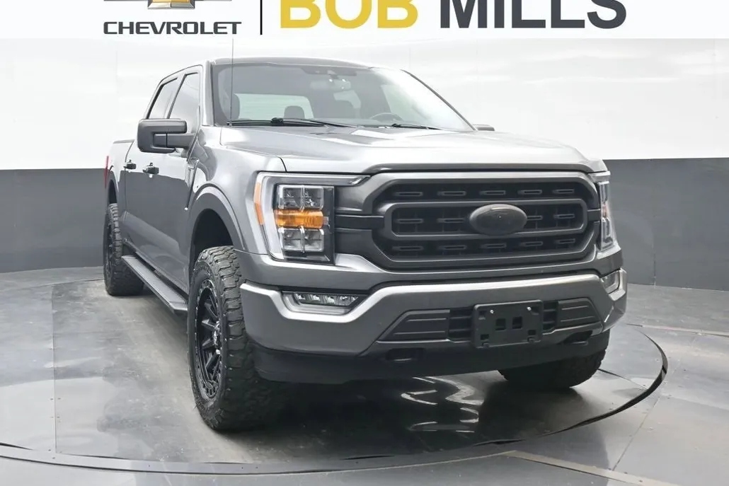 2021 Ford F-150 XLT photo 1