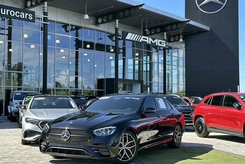 2022 Mercedes Benz E 350 Sedan photo 1