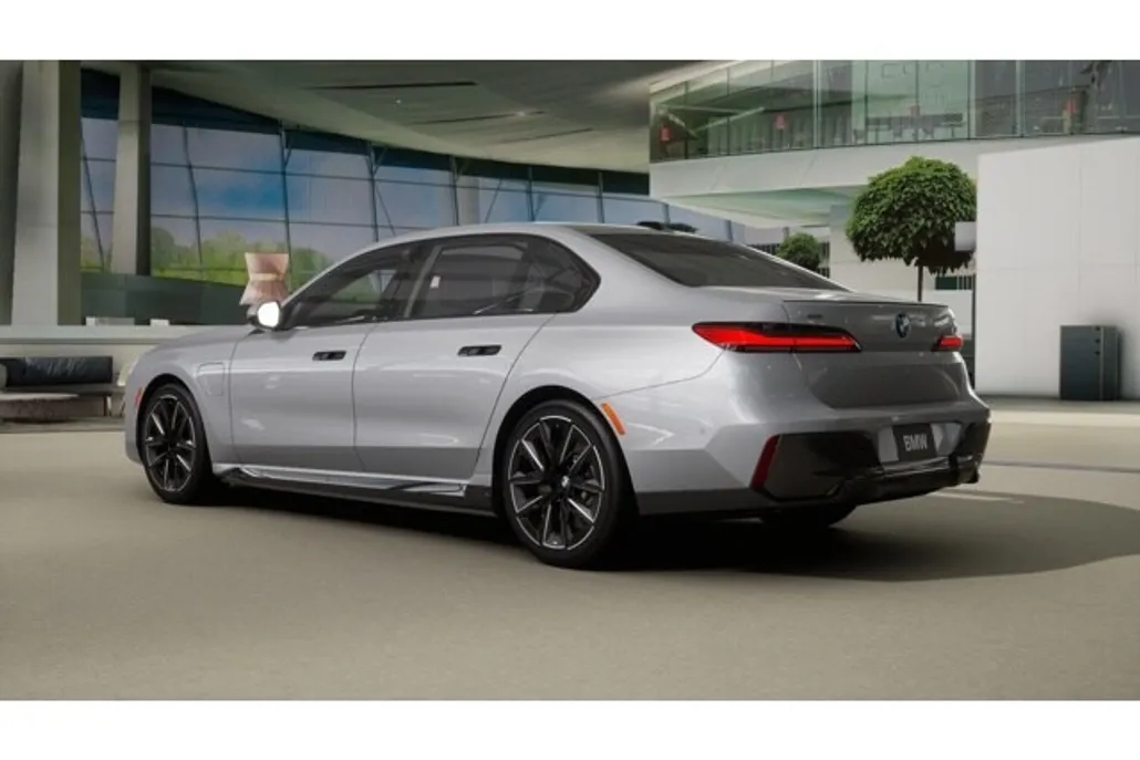 2026 Bmw 750e 750e xDrive photo 1