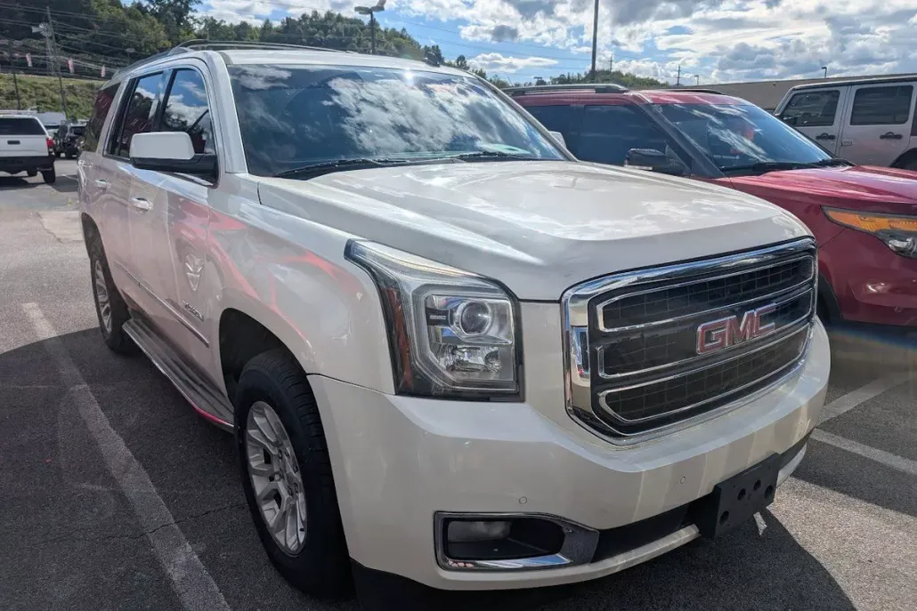 2015 Gmc Yukon SLT photo 1