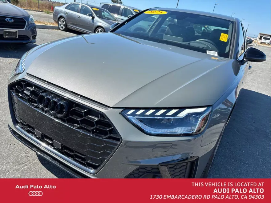 2023 Audi A4 S line Prestige 45 TFSI Quattro photo 1