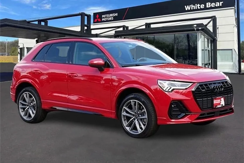 2022 Audi Q3 S line Premium Plus photo 1