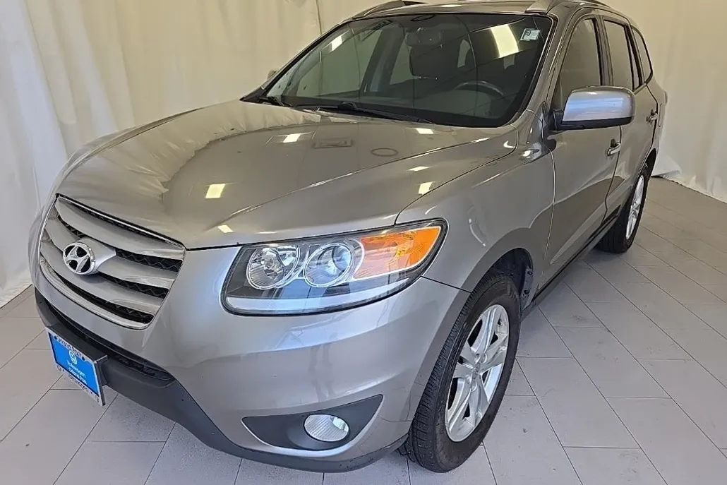 2012 Hyundai Santa Fe Limited photo 1