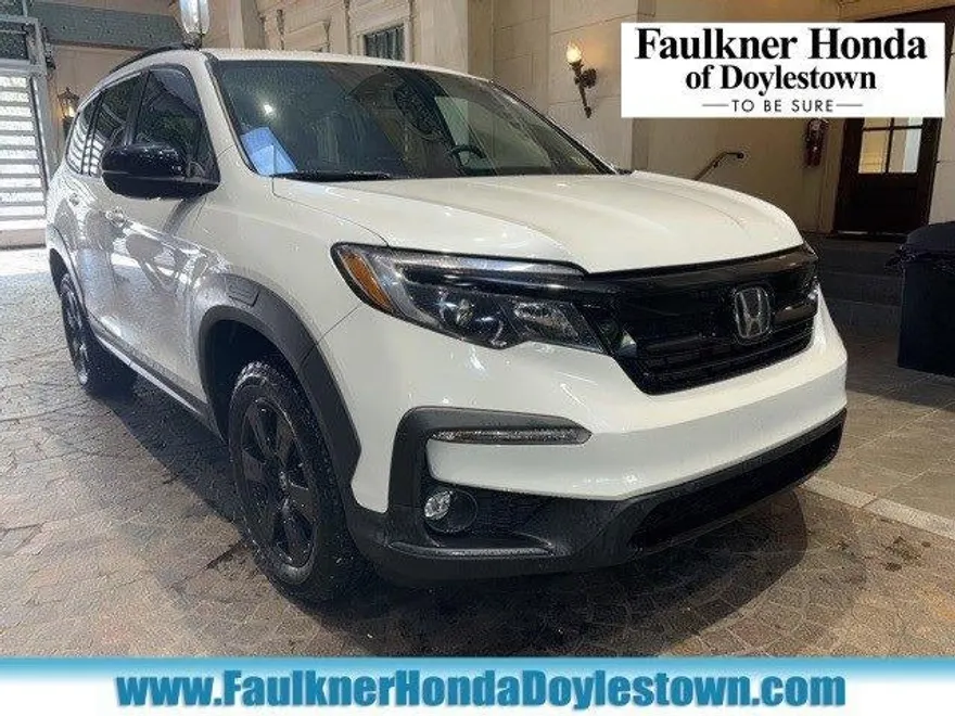 2022 Honda Pilot TrailSport photo 1