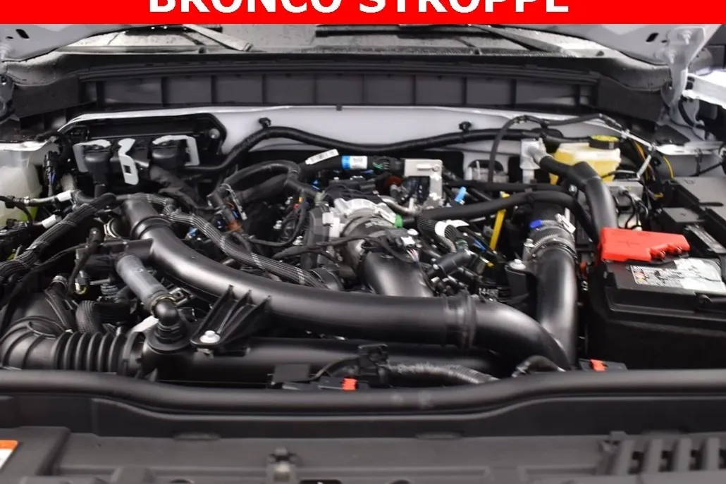 2025 Ford Bronco First Edition photo 1