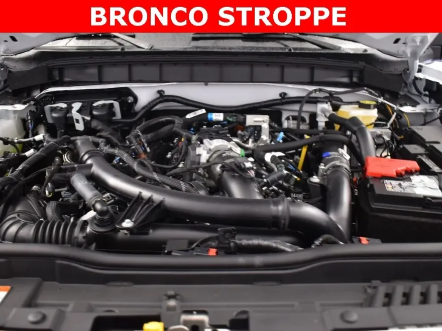 2025 Ford Bronco First Edition photo 1